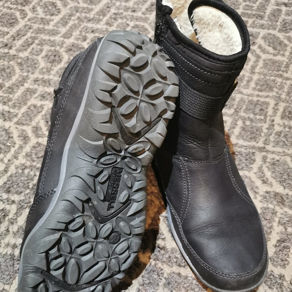 Merrell Womens "Murren" Strap Waterproof Winter Boots  US 8.5 Zip Up